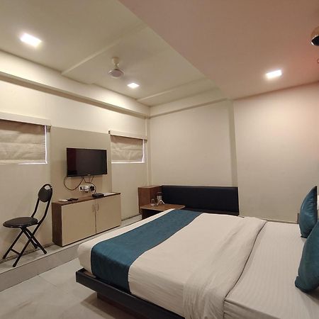 Hotel Avadh Palace, Subhash Bridge, Rto Circle, Ahmedabad Eksteriør bilde