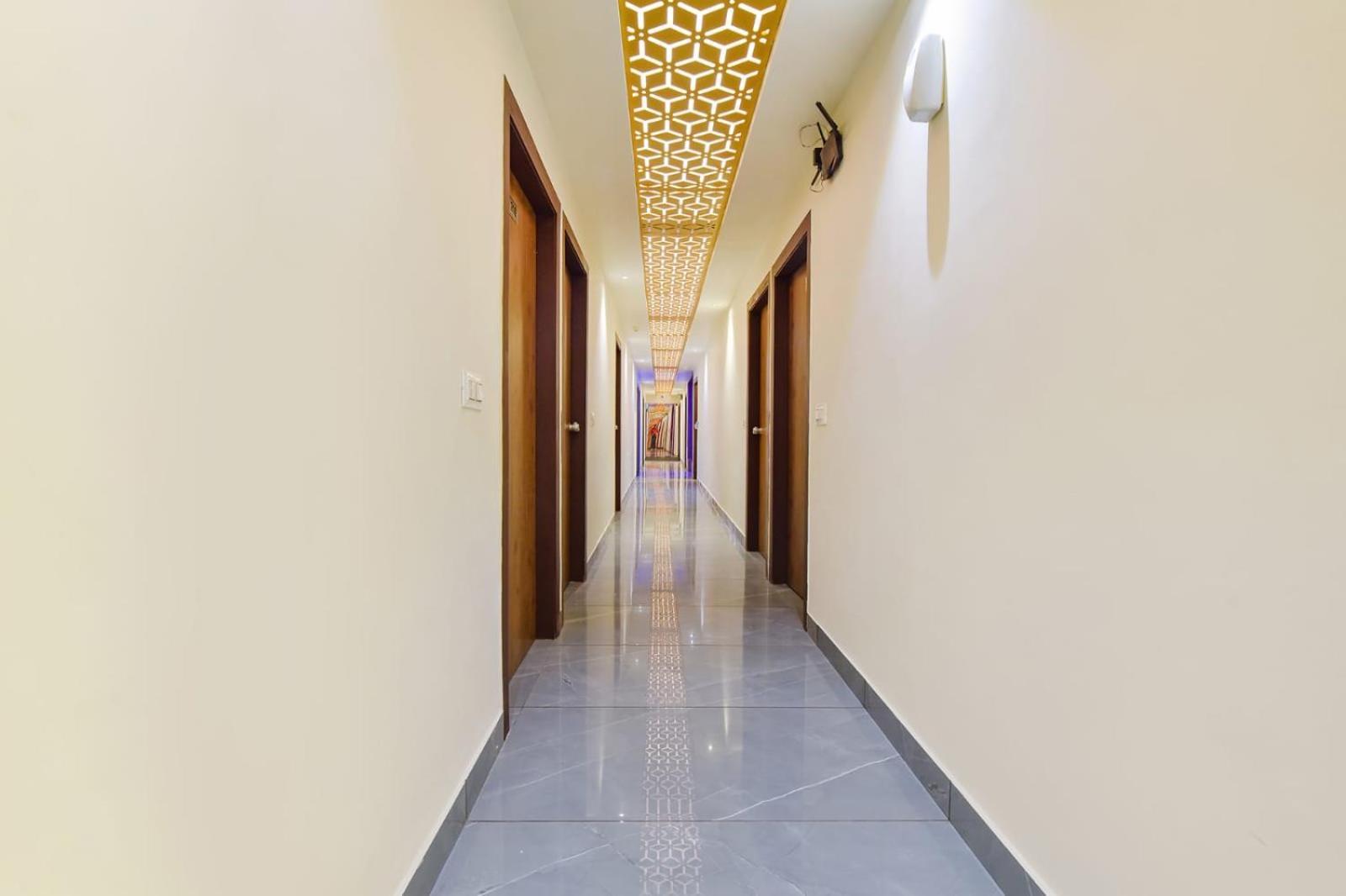 Hotel Avadh Palace, Subhash Bridge, Rto Circle, Ahmedabad Eksteriør bilde