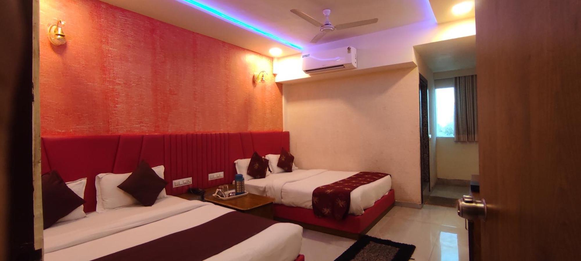 Hotel Avadh Palace, Subhash Bridge, Rto Circle, Ahmedabad Eksteriør bilde