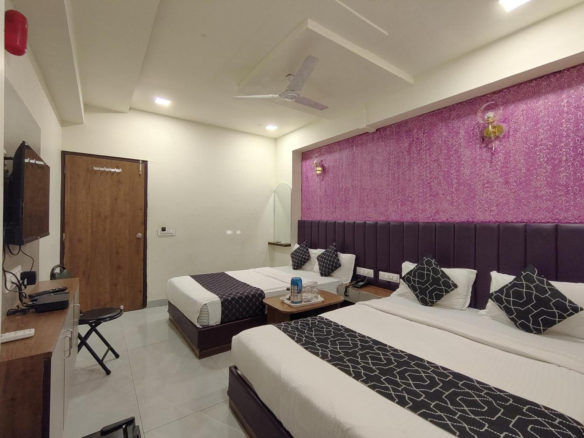 Hotel Avadh Palace, Subhash Bridge, Rto Circle, Ahmedabad Eksteriør bilde