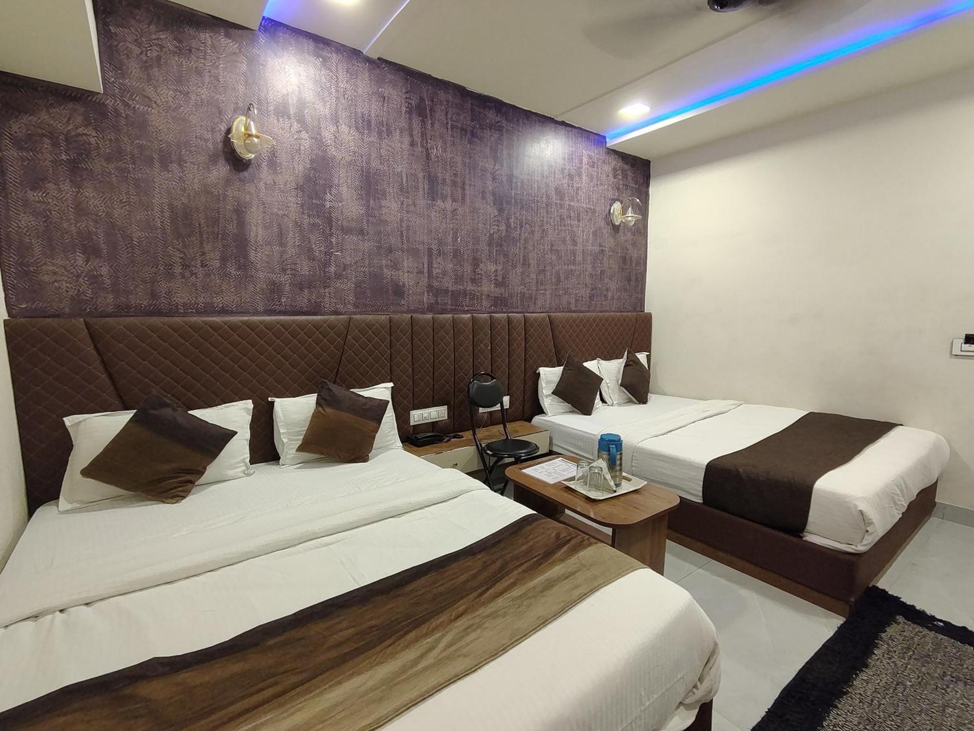 Hotel Avadh Palace, Subhash Bridge, Rto Circle, Ahmedabad Eksteriør bilde