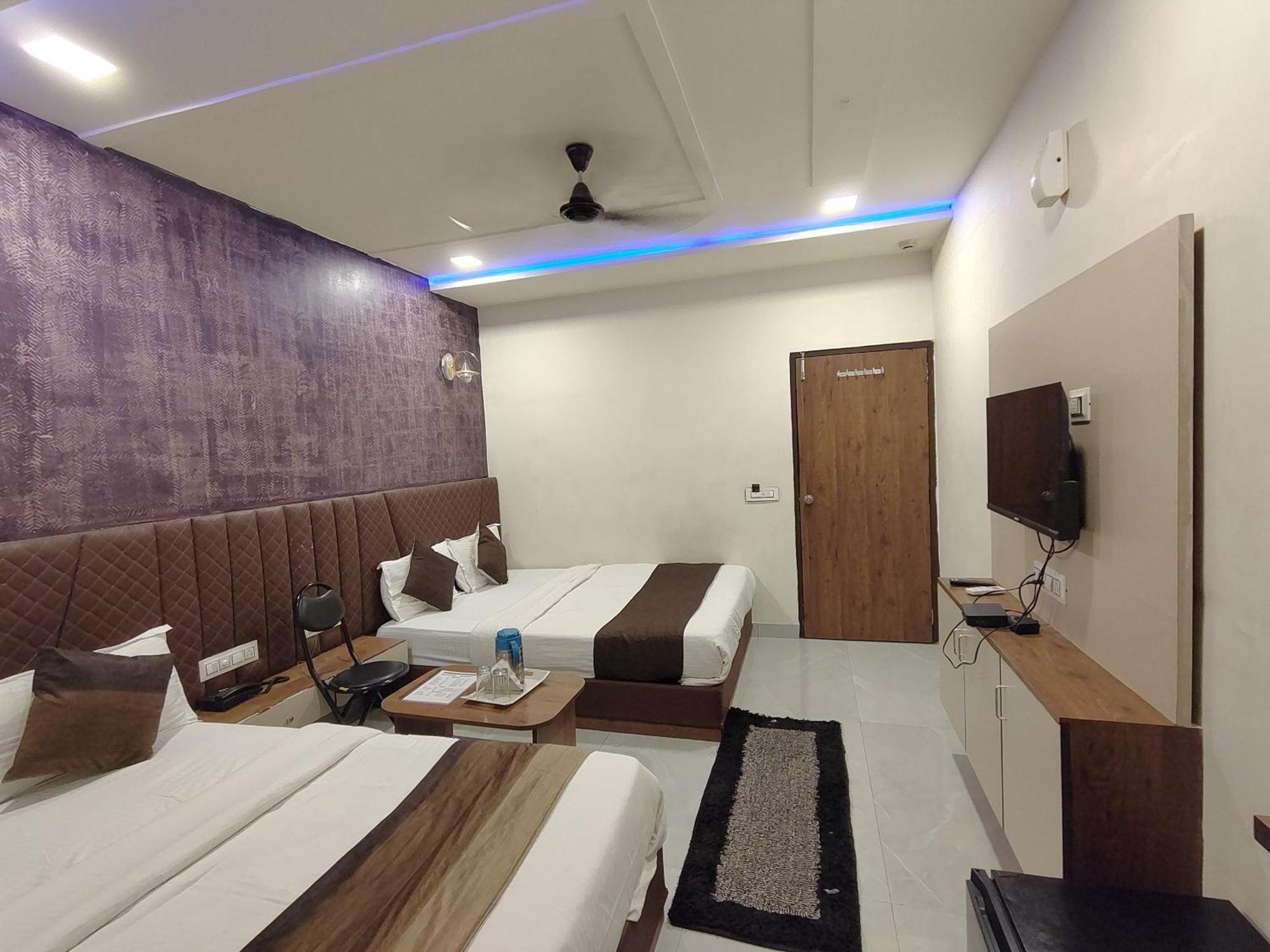 Hotel Avadh Palace, Subhash Bridge, Rto Circle, Ahmedabad Eksteriør bilde