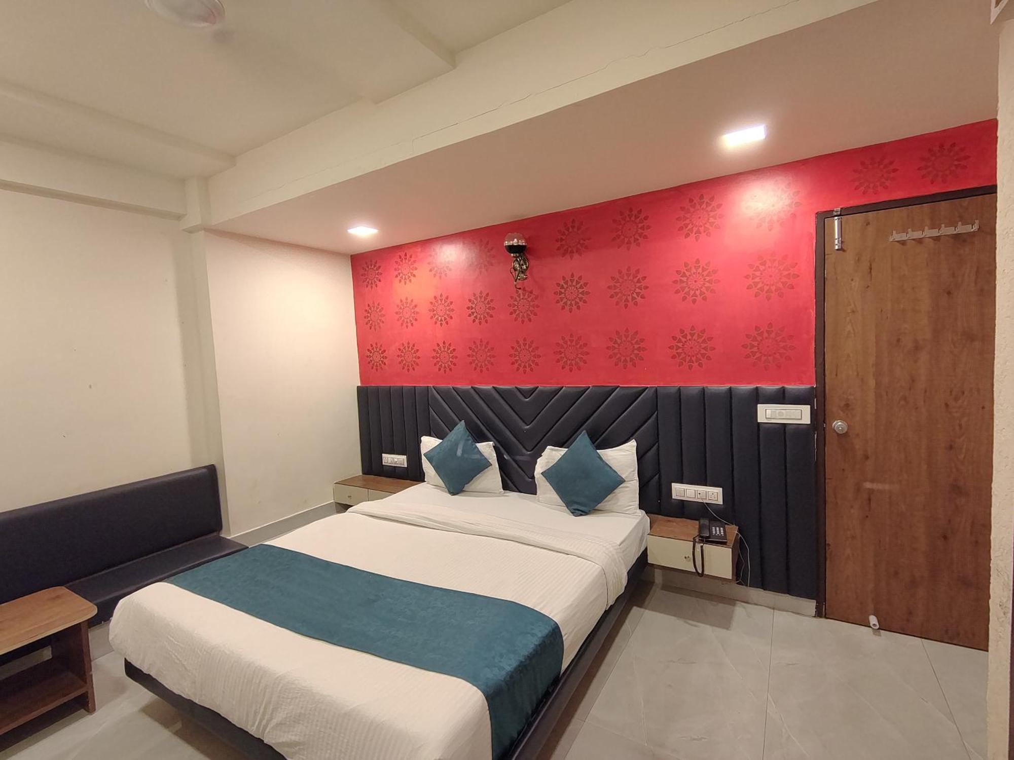 Hotel Avadh Palace, Subhash Bridge, Rto Circle, Ahmedabad Eksteriør bilde